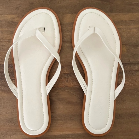 J. Crew Shoes Jcrew White Leather Flip Flops Poshmark